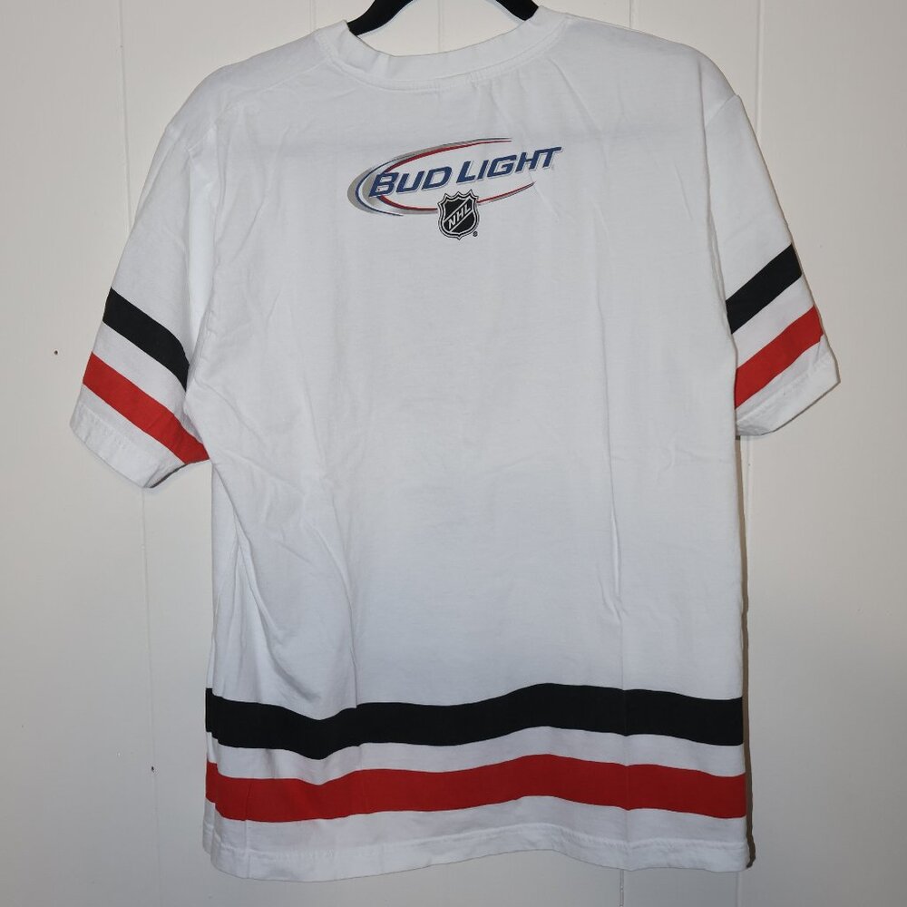 💛 2 for $15 💛 Chicago Blackhawks NHL Logo T-Shirt – White Hockey Tee (Men’s M) - Picture 4 of 8